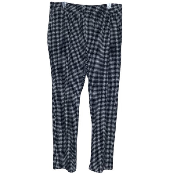 Lands' End Petites Medium Houndstooth Sport Knit High-Rise Corduroy Pull-On Pant - Picture 3 of 6